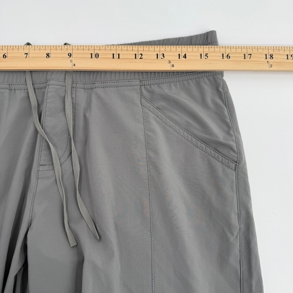 North Face Pants Women 10 Gray Lightweight Stretch Tapered Gorpcore Pockets - Picture 10 of 14